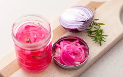 Is Onion Salad In Vinegar Good For Health? (Here’s the Truth)